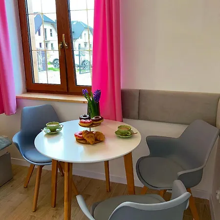 شقة Cudne Manowce