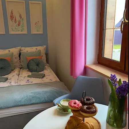 Cudne Manowce * ليبا