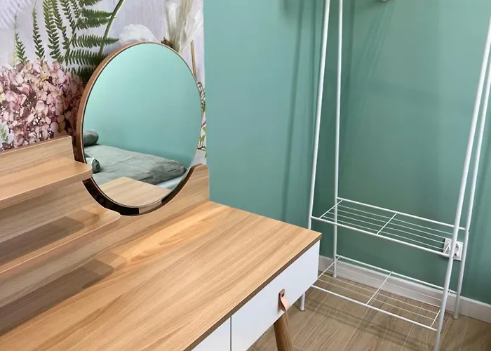 公寓 Cudne Manowce 莱鲍